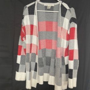 Super cute and soft cardigan!